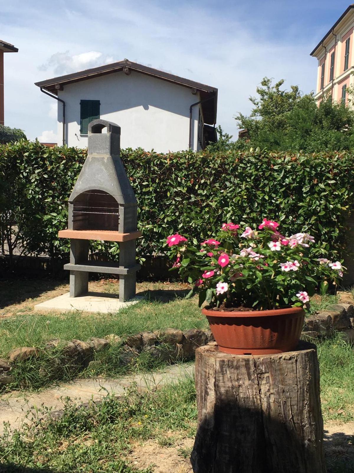 Casa Gatti: Villa Con Giardino Con Accesso Indipendente Rivanazzano Terme Esterno foto